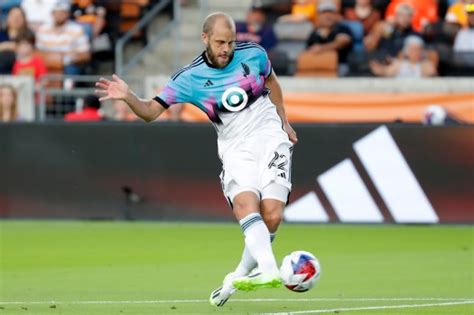 Robin Lod was ‘the guy in the middle’ of Teemu Pukki’s move to Minnesota United
